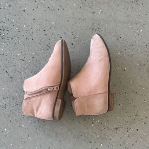 Cat & Jack Light Pink Suede Boots